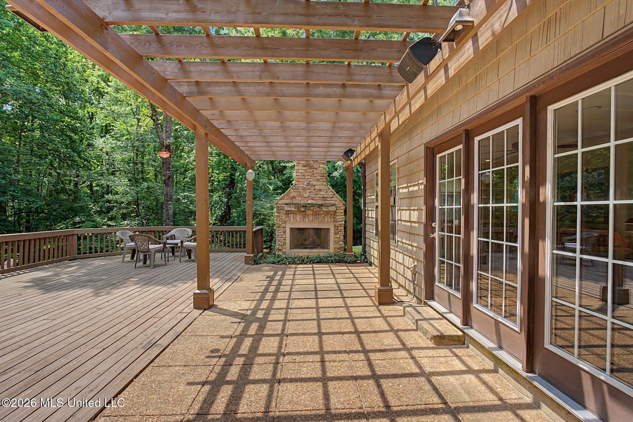 8 Crockett Loop Hernando, MS 38632 - Photo 34 of 50 Back Patio a