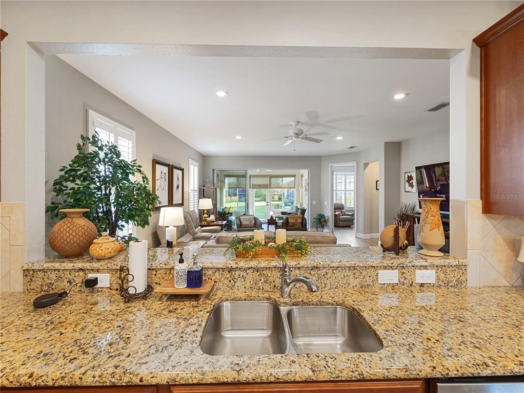 10134 Southwest 75th St Road Ocala, FL 34481 - Photo 7 of 50 Gallery Image 7