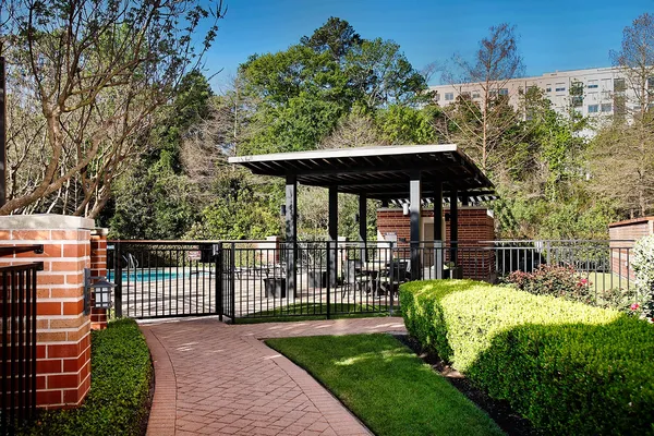 $1,375,000 | 3 Waterway Court, Unit 4D, The Woodlands, TX 77380
