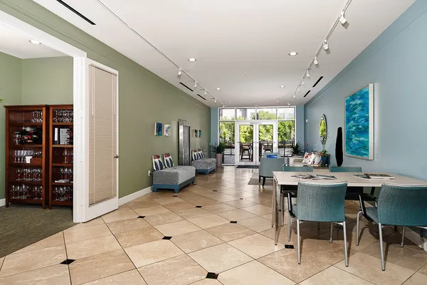 $1,375,000 | 3 Waterway Court, Unit 4D, The Woodlands, TX 77380