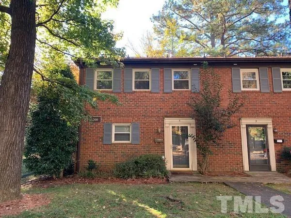 $1,595 | 1200 Falls Church Road, Unit A, Raleigh, NC 27609