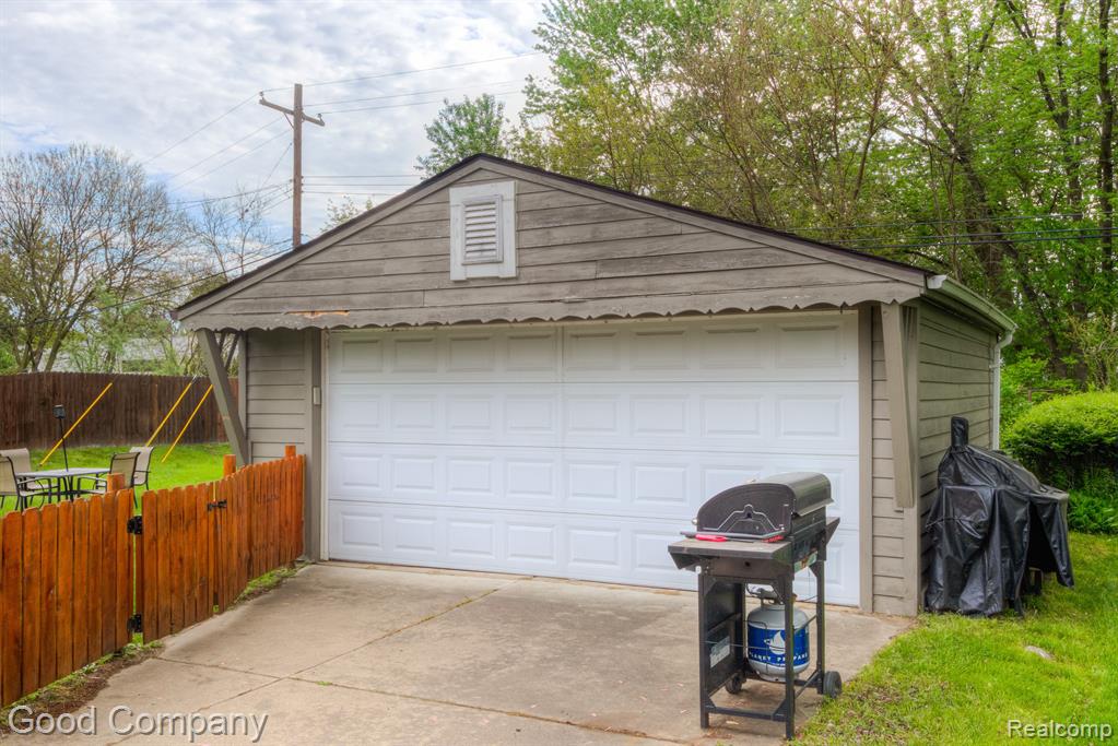 26280 Wolverine Street Madison Heights, MI 48071 - Photo 26 of 36