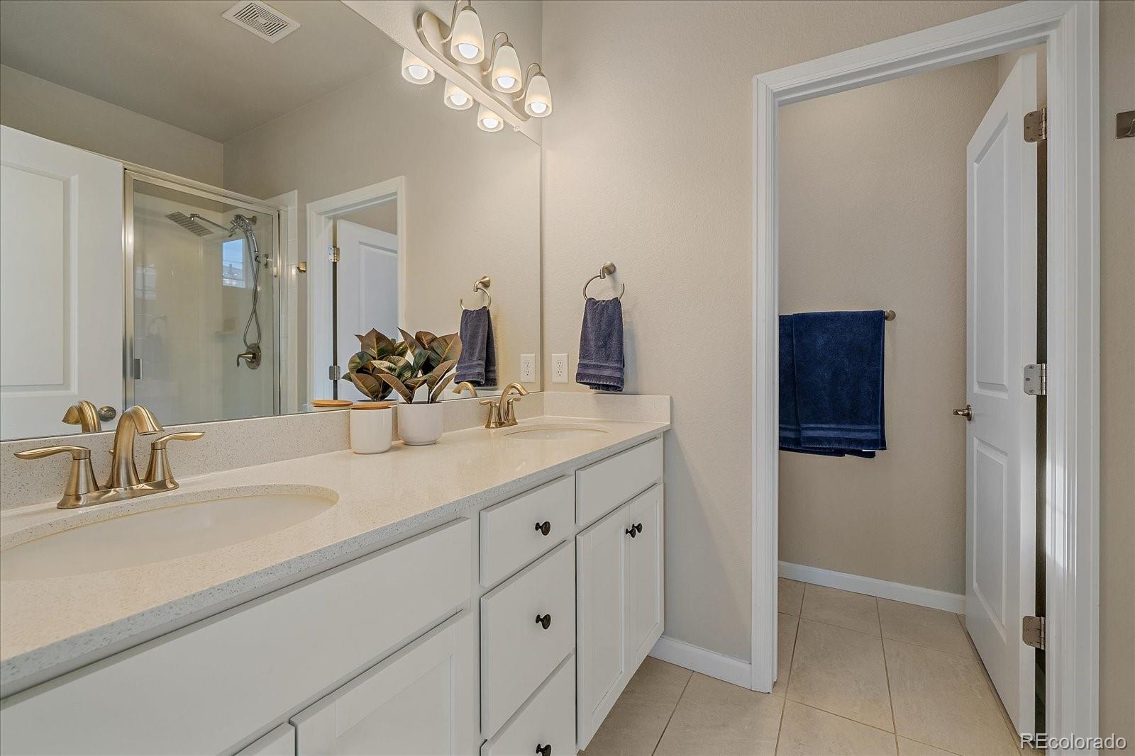 8428 Galvani Trail, Unit A Highlands Ranch, CO 80129 - Photo 19 of 39