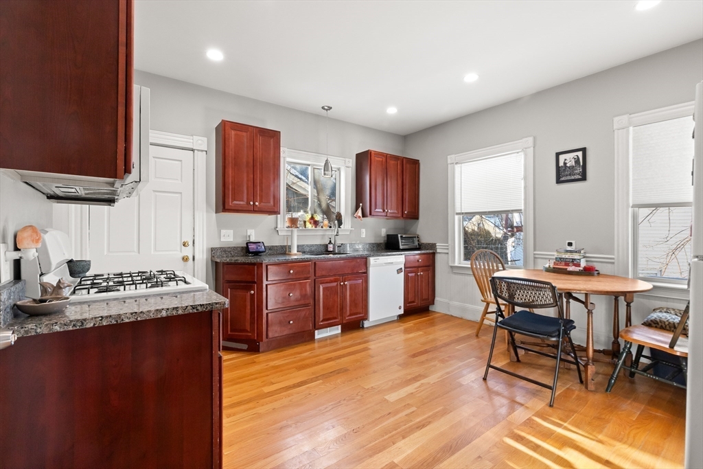 313 Nesmith Street Lowell, MA 01852 - Photo 3 of 36