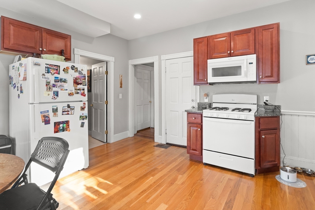 313 Nesmith Street Lowell, MA 01852 - Photo 4 of 36