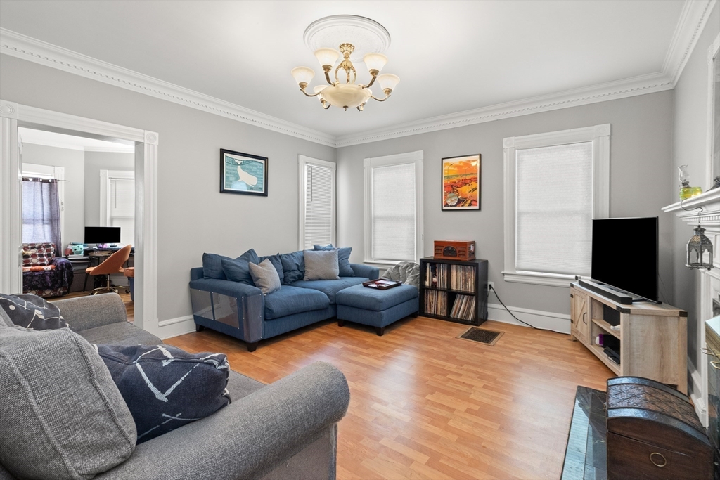 313 Nesmith Street Lowell, MA 01852 - Photo 7 of 36