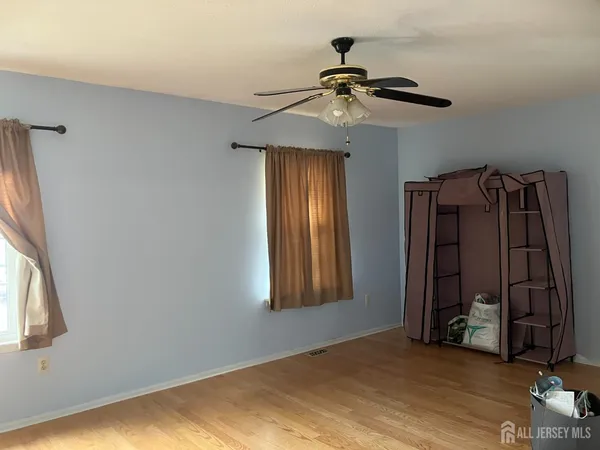 $539,000 | 293 Bromley Place, East Brunswick, NJ 08816