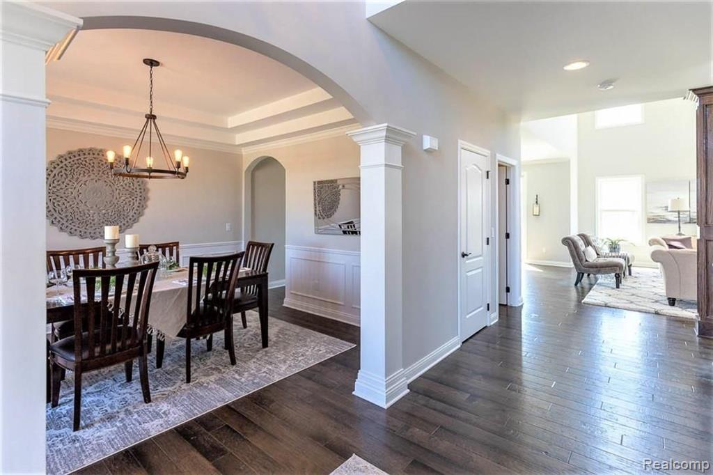 5 Eggert Brighton, MI 48116 - Photo 3 of 33