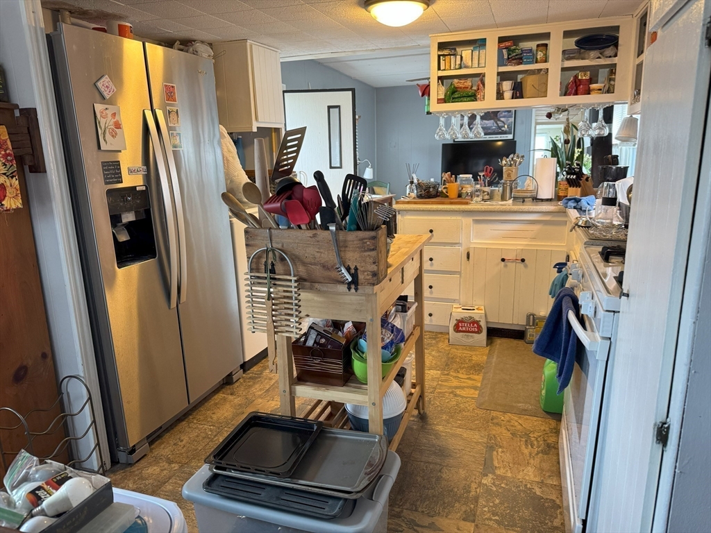 150 Beach Road Salisbury, MA 01952 - Photo 7 of 30