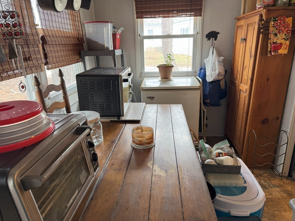 150 Beach Road Salisbury, MA 01952 - Photo 10 of 30