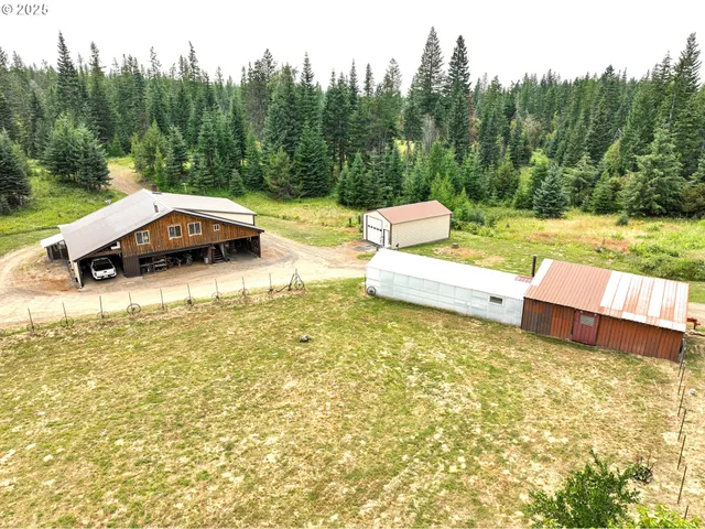 $739,000 | 58472 Highway 204, Weston, OR 97886