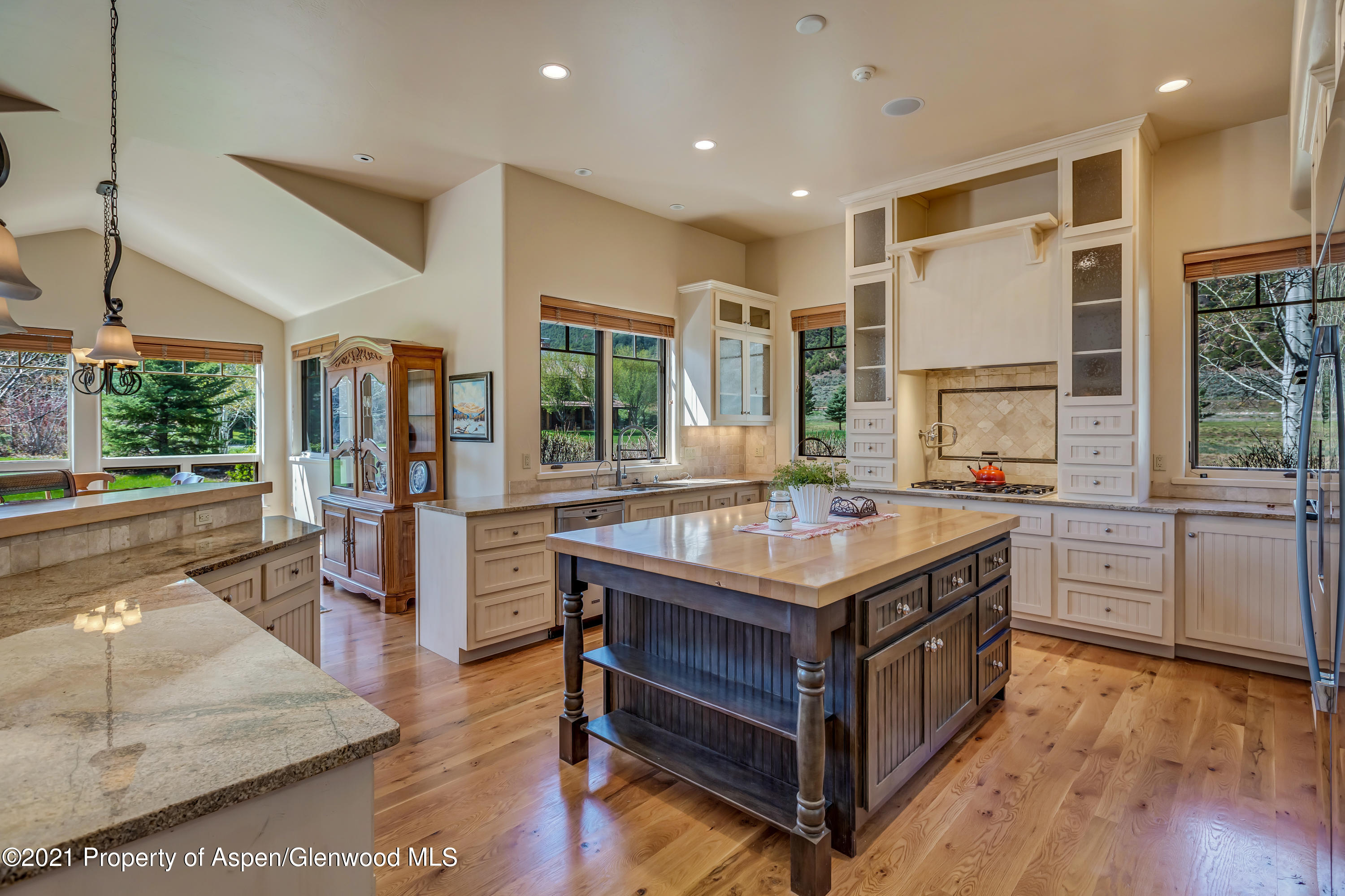 93 Saddleback Road Carbondale, CO 81623 - Photo 14 of 39 10_99_Saddleback_Road_Carbondale_8162301