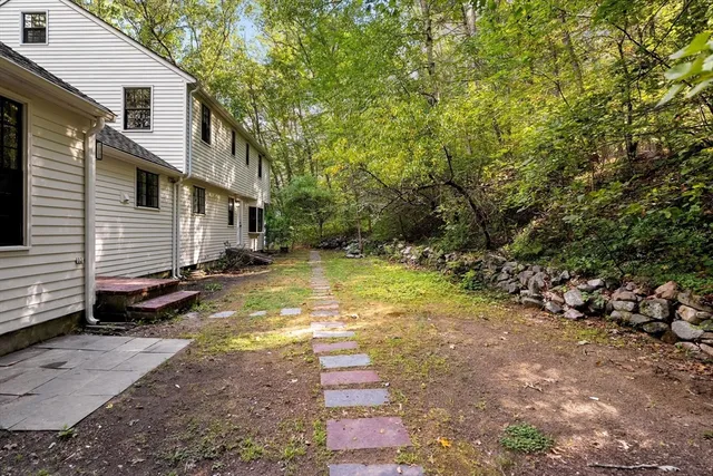 $1,160,000 | 123 Dutton Road, Sudbury, MA 01776