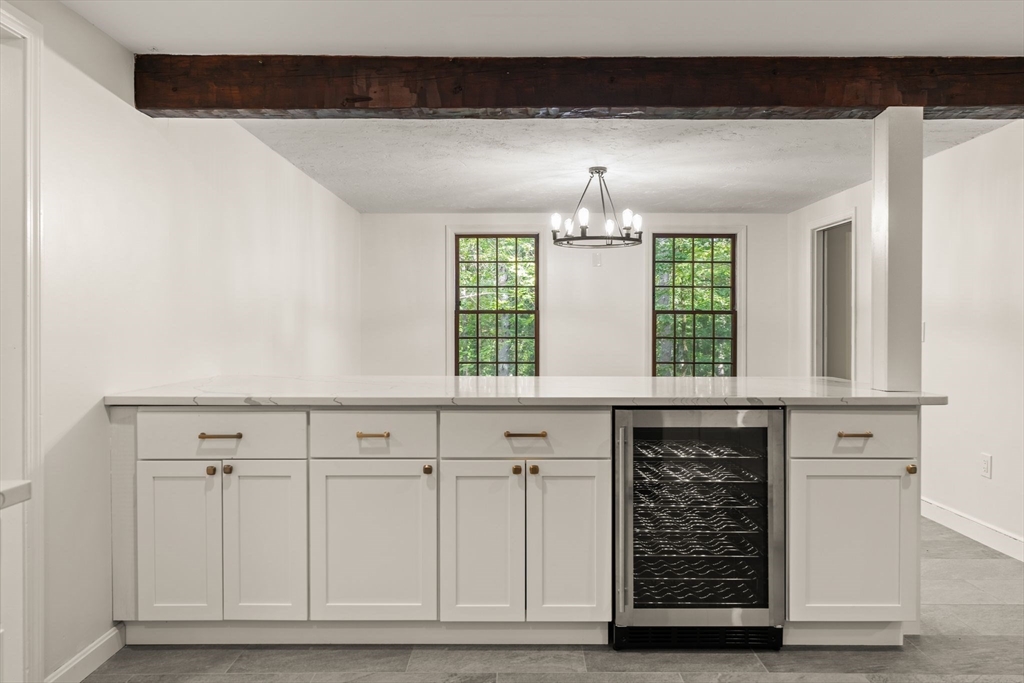 123 Dutton Road Sudbury, MA 01776 - Photo 7 of 41