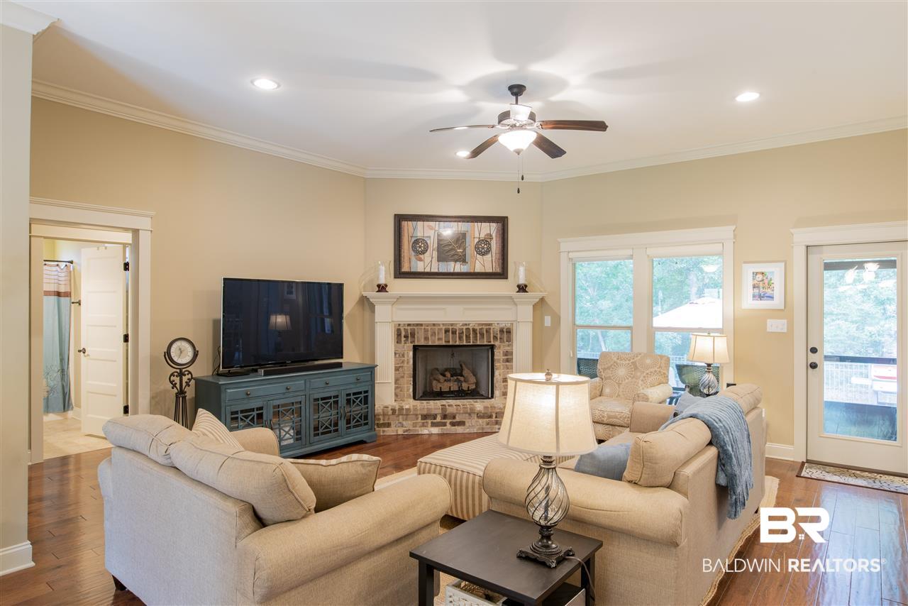 20024 Bunker Loop Fairhope, AL 36532 - Photo 7 of 38 Family Room