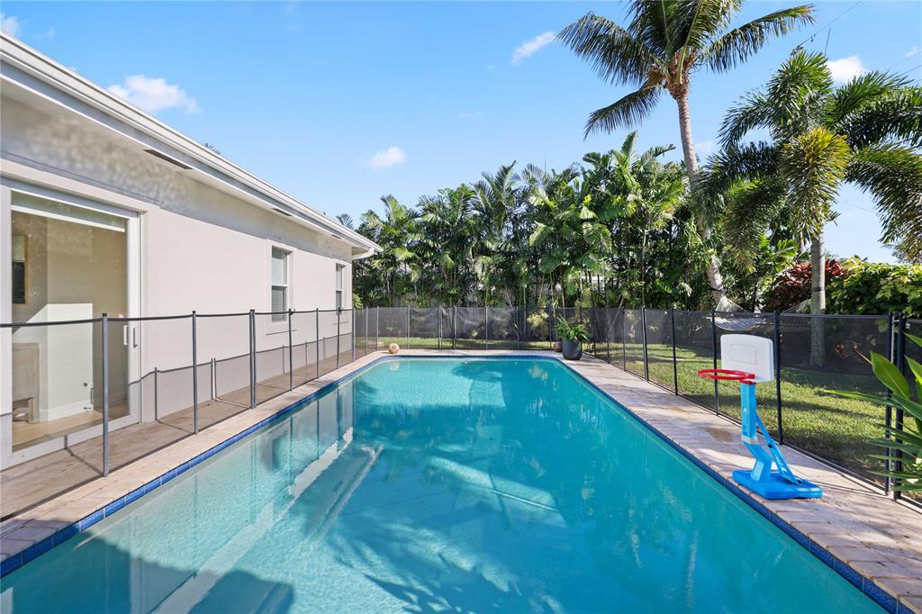 491 Northwest 13th Drive Boca Raton, FL 33486 - Photo 35 of 48