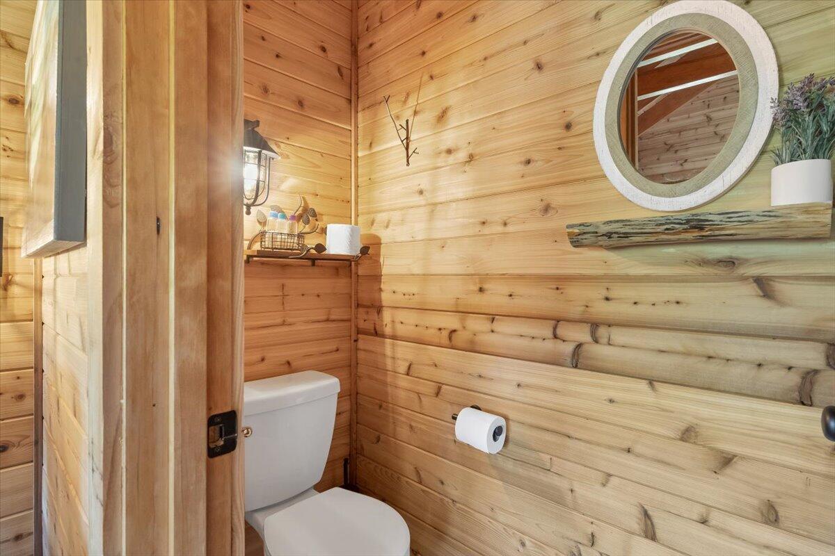 23757 Santiam Way Lyons, OR 97358 - Photo 31 of 51 53-DSC09268