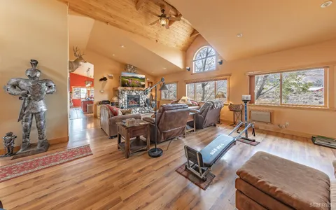 $1,150,000 | 355 River Ranch Road, Markleeville, CA 96120