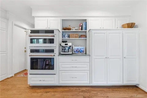 $815,000 | 12416 Delmar Street, Leawood, KS 66209