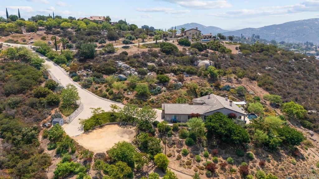 5102 Espinoza Road El Cajon, CA 92021 - Photo 4 of 73