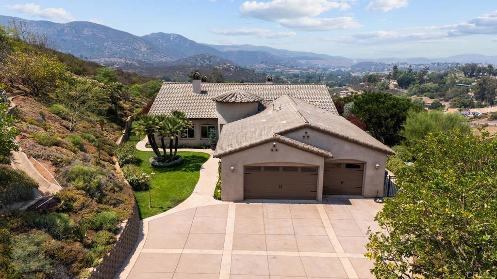 5102 Espinoza Road El Cajon, CA 92021 - Photo 9 of 73