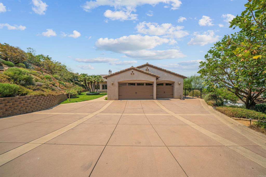 5102 Espinoza Road El Cajon, CA 92021 - Photo 10 of 73