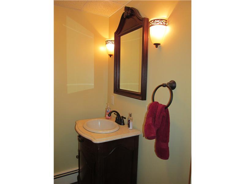950 Rockdale Road Butler, PA 16002 - Photo 15 of 25 Partial Bath.