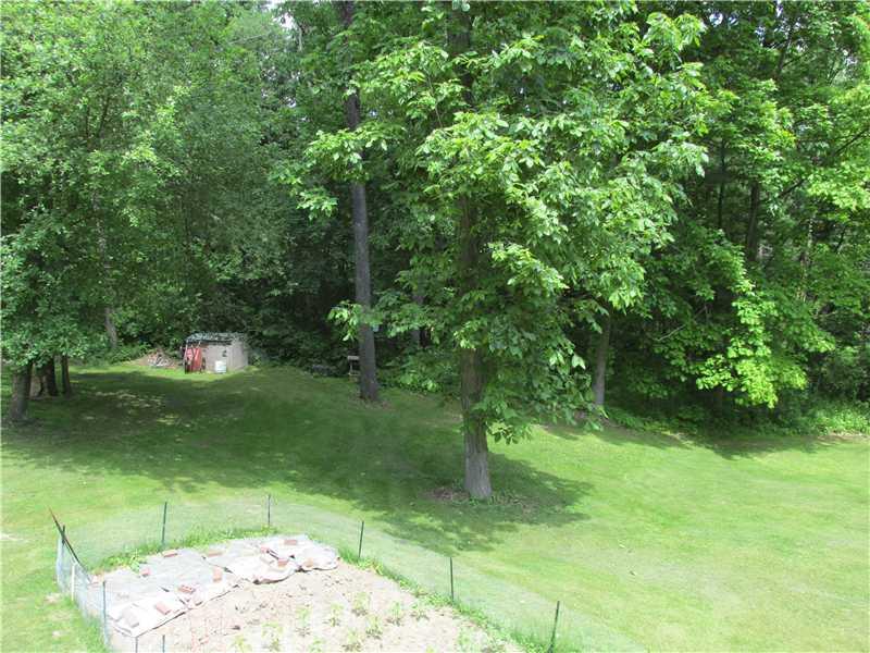 950 Rockdale Road Butler, PA 16002 - Photo 20 of 25 Yard/Garden.