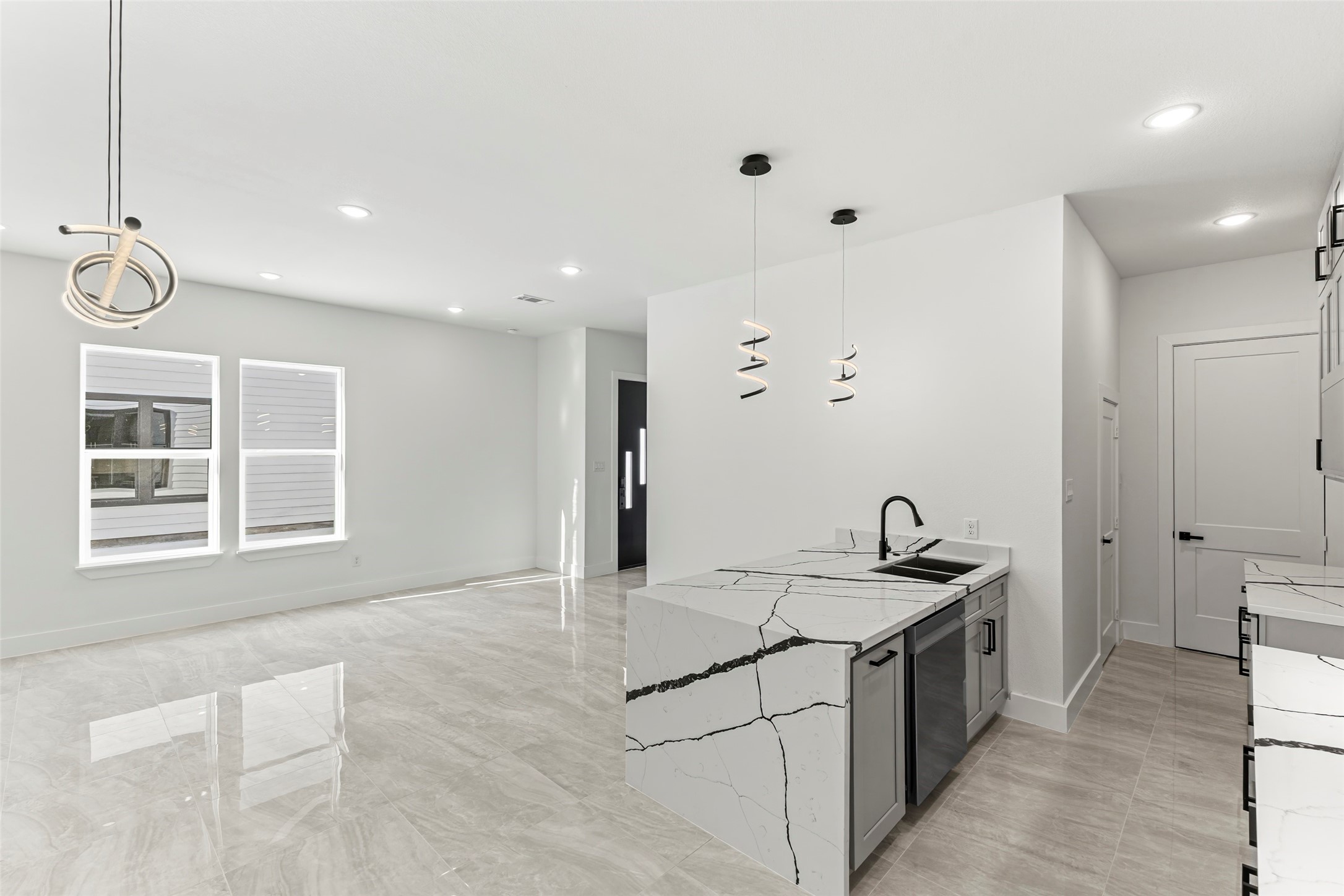 7544 Dyer Street Houston, TX 77088 - Photo 6 of 18