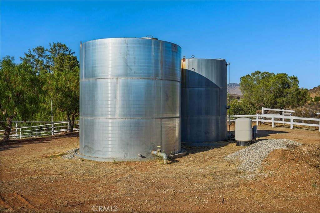 11709 Mint Canyon Road Agua Dulce, CA 91390 - Photo 42 of 49 a view of outdoor space and yard