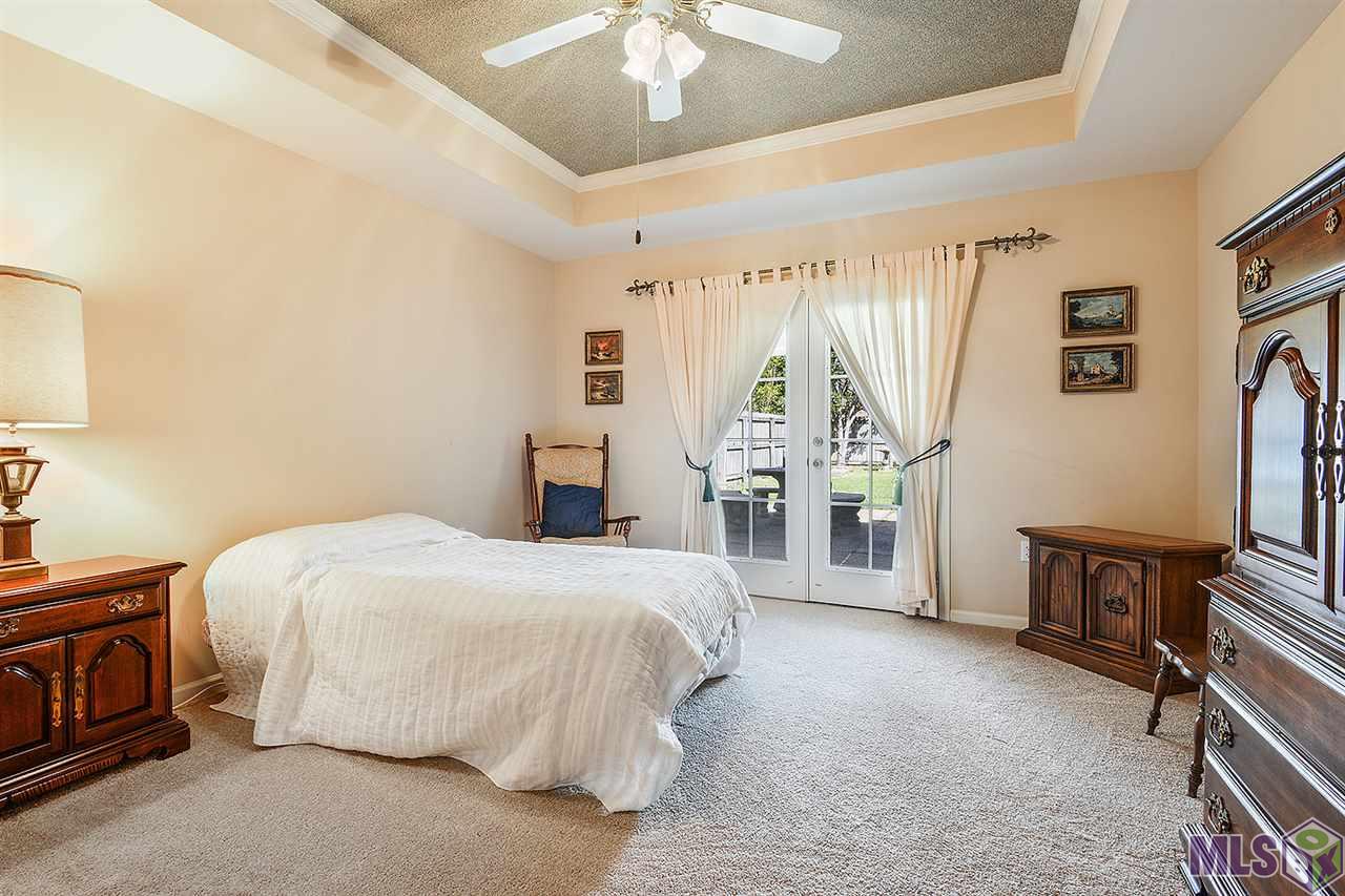 4043 Meadow Ridge Drive Baton Rouge, LA 70817 - Photo 7 of 12 Gallery Image 7