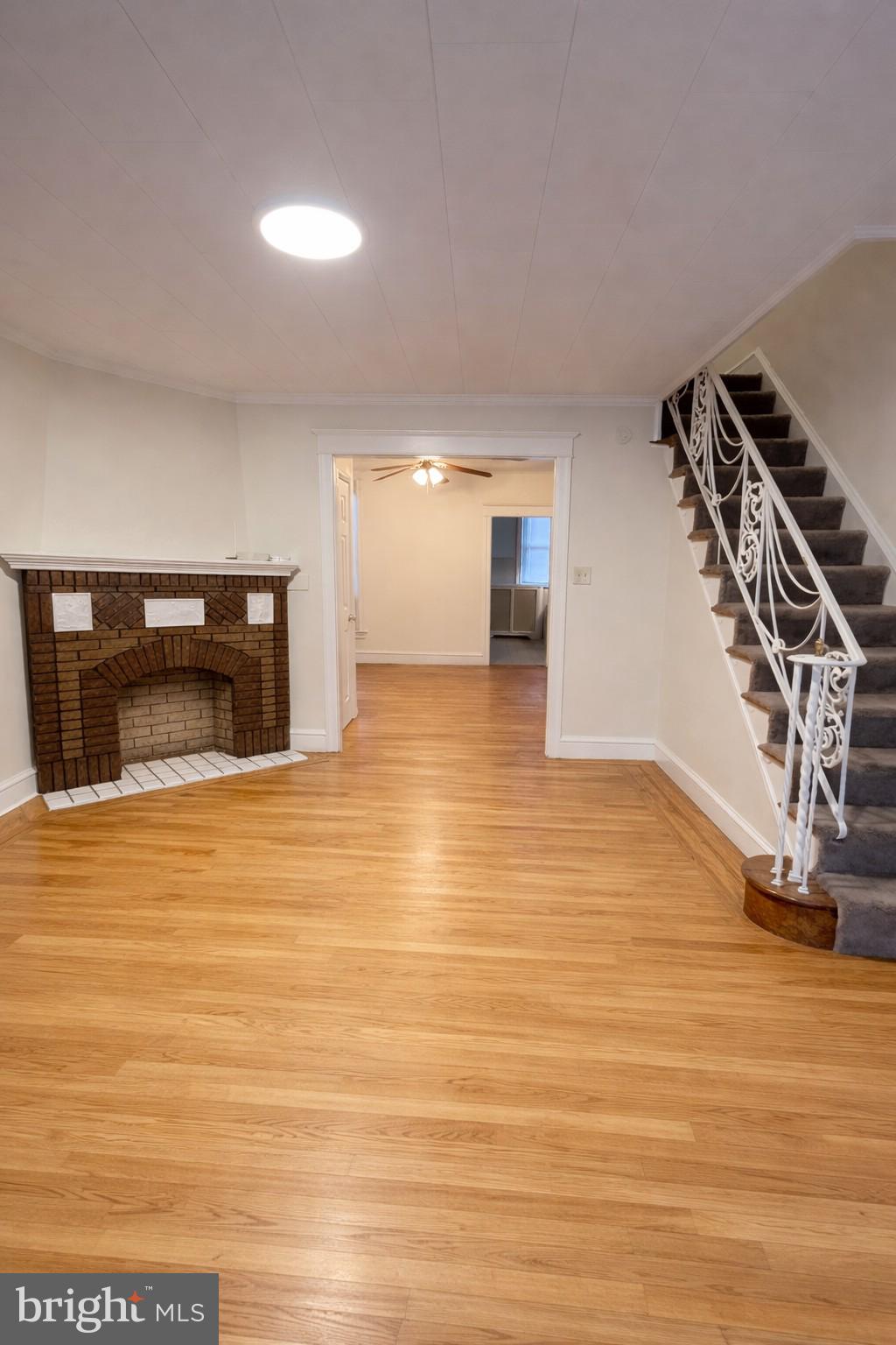 652 Jamestown Avenue Philadelphia, PA 19128 - Photo 3 of 13 a view of a livingroom with wooden floor