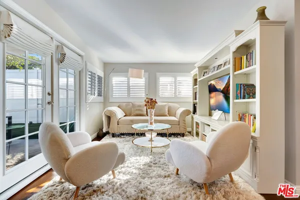 $13,750 | 4952 Placidia Avenue, Toluca Lake, CA 91601