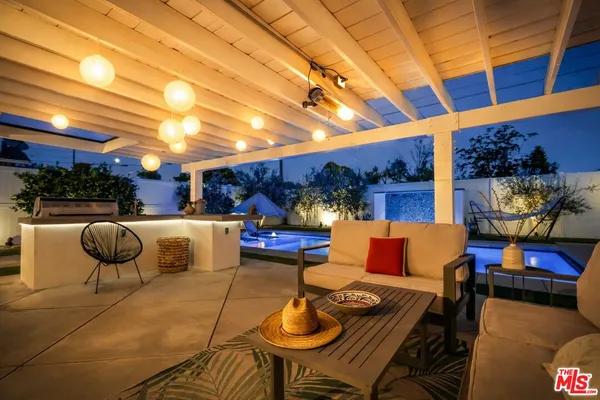 $13,750 | 4952 Placidia Avenue, Toluca Lake, CA 91601