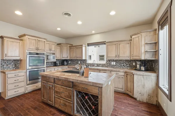 $489,900 | 413 Northwest Dellah Avenue, Wilbur, WA 99185