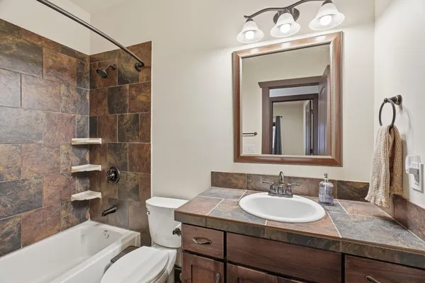 $489,900 | 413 Northwest Dellah Avenue, Wilbur, WA 99185