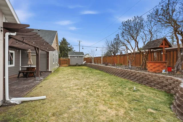 $499,900 | 413 Northwest Dellah Avenue, Wilbur, WA 99185