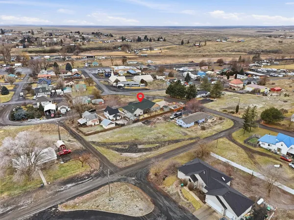 $489,900 | 413 Northwest Dellah Avenue, Wilbur, WA 99185