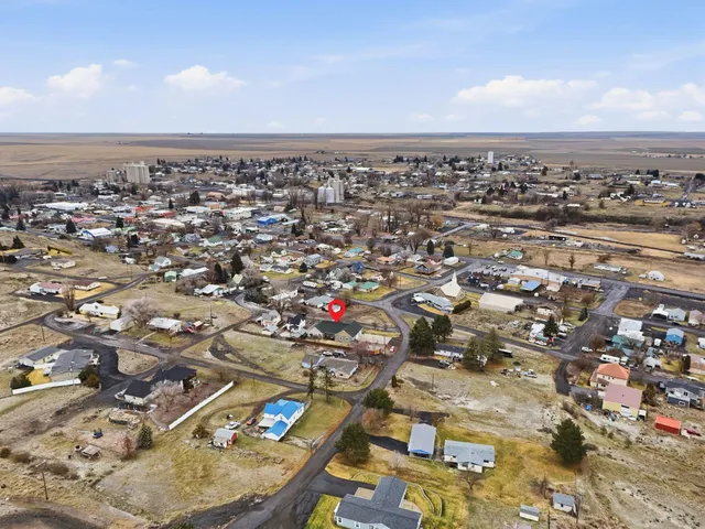 $499,900 | 413 Northwest Dellah Avenue, Wilbur, WA 99185