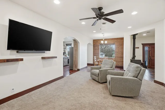 $499,900 | 413 Northwest Dellah Avenue, Wilbur, WA 99185