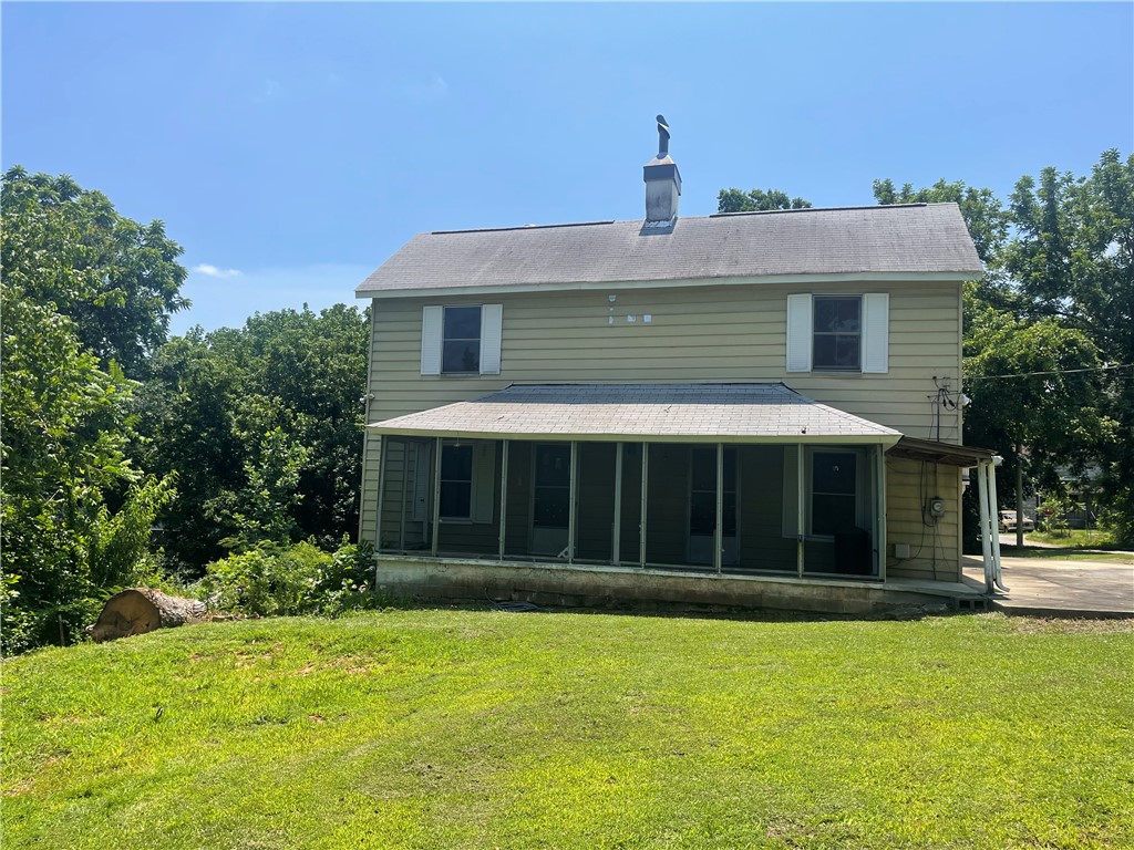 171 River Ridge Road Seneca, SC 29672 - Photo 20 of 22 A classic facade with a screened porch offers comfortable outdoor living.