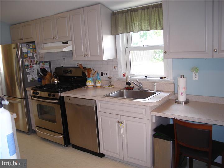 122 Centre Street Haddonfield, NJ 08033 - Photo 7 of 18 Kitchen