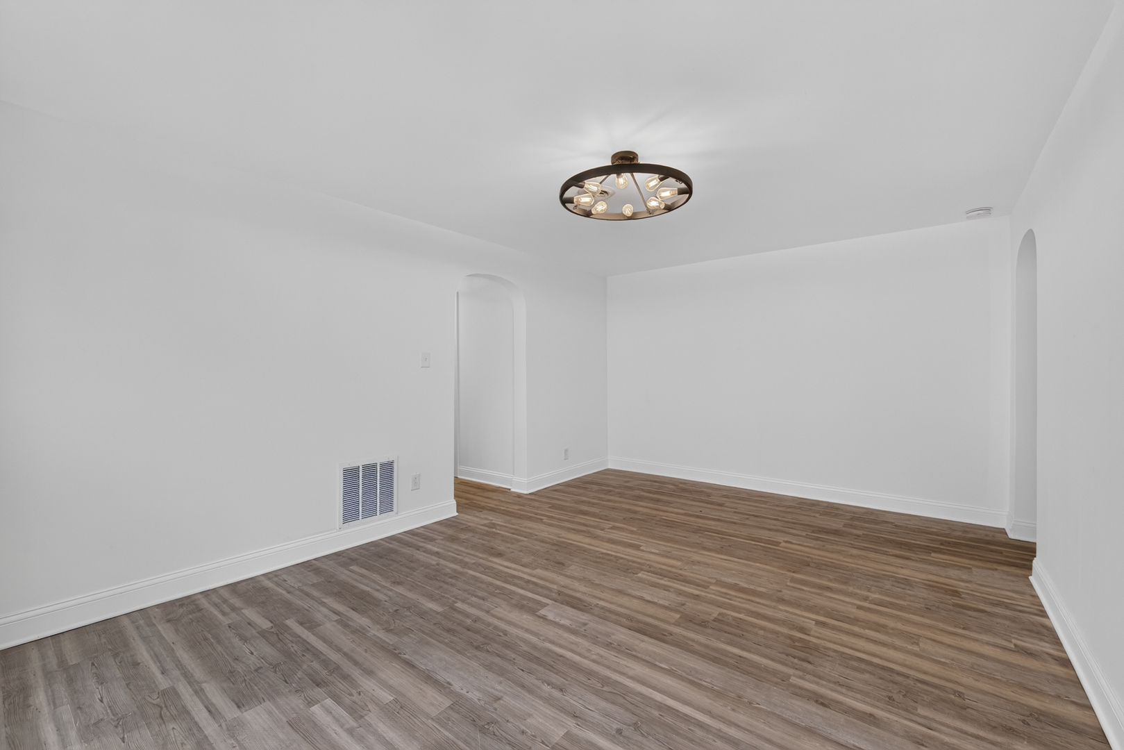712 West Marquette Road Chicago, IL 60621 - Photo 12 of 39 Gallery Image 12