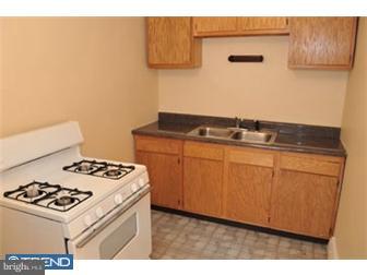 1849 Pennington Road Philadelphia, PA 19151 - Photo 6 of 12 Gallery Image 6