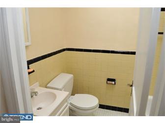 1849 Pennington Road Philadelphia, PA 19151 - Photo 10 of 12 Gallery Image 10