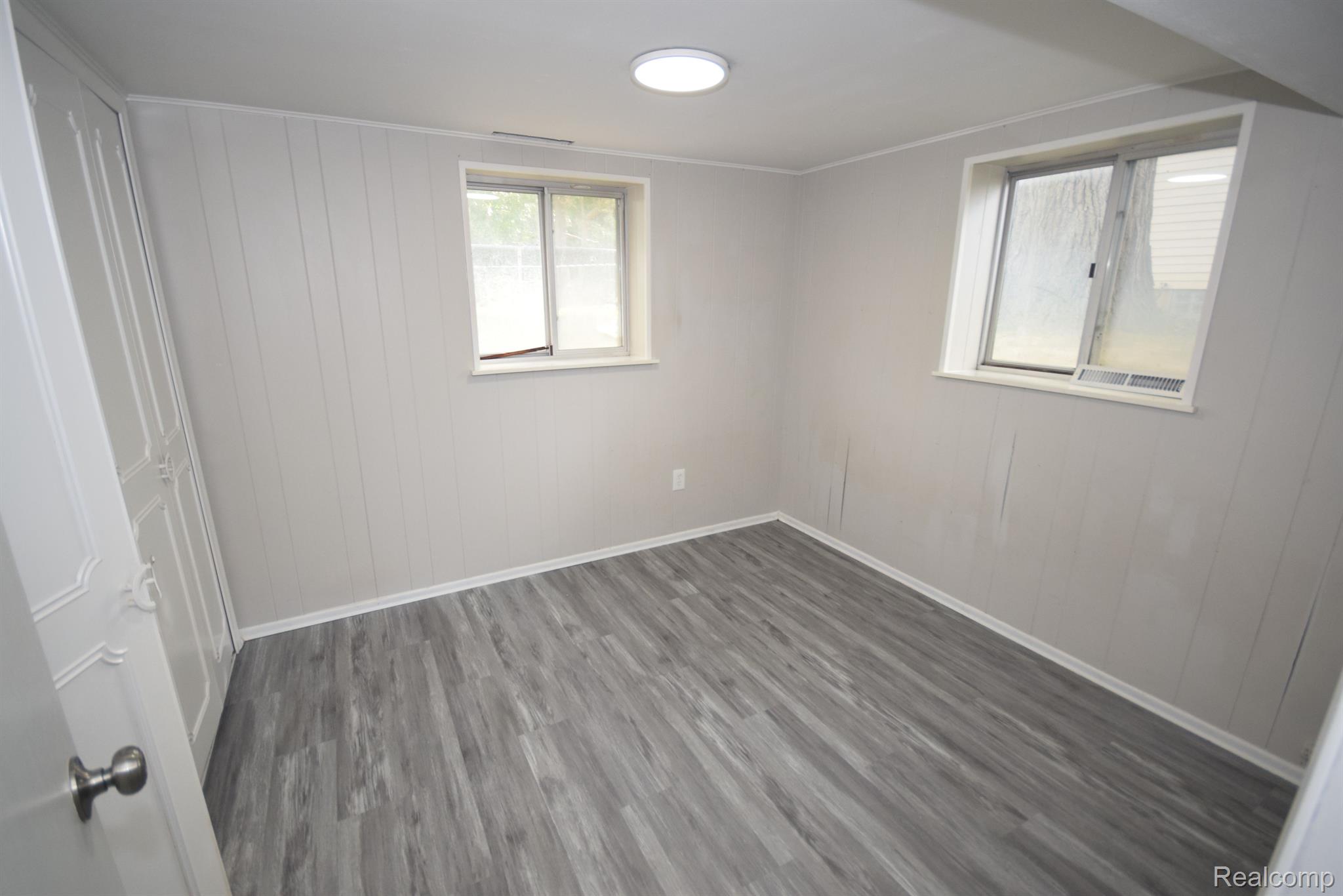 2485 Crane Road Fenton, MI 48430 - Photo 12 of 14 Gallery Image 12