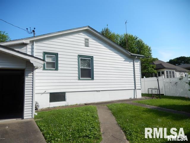 405 South Main Street Anna, IL 62906 - Photo 12 of 35