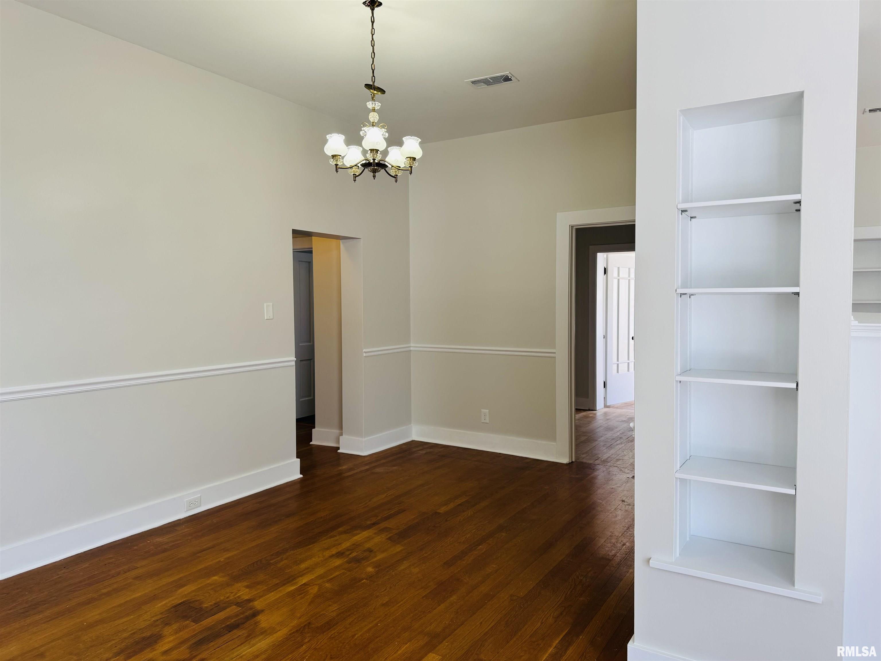 405 South Main Street Anna, IL 62906 - Photo 17 of 35