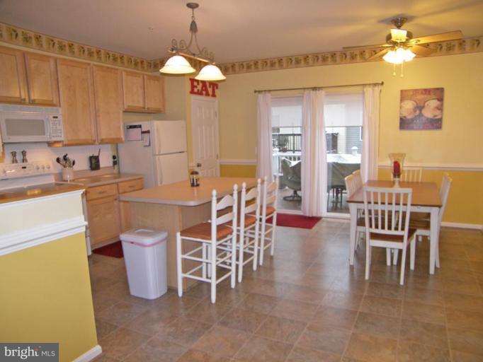 692 Luthardt Road Middle River, MD 21220 - Photo 4 of 16 Kitchen/Dining Room