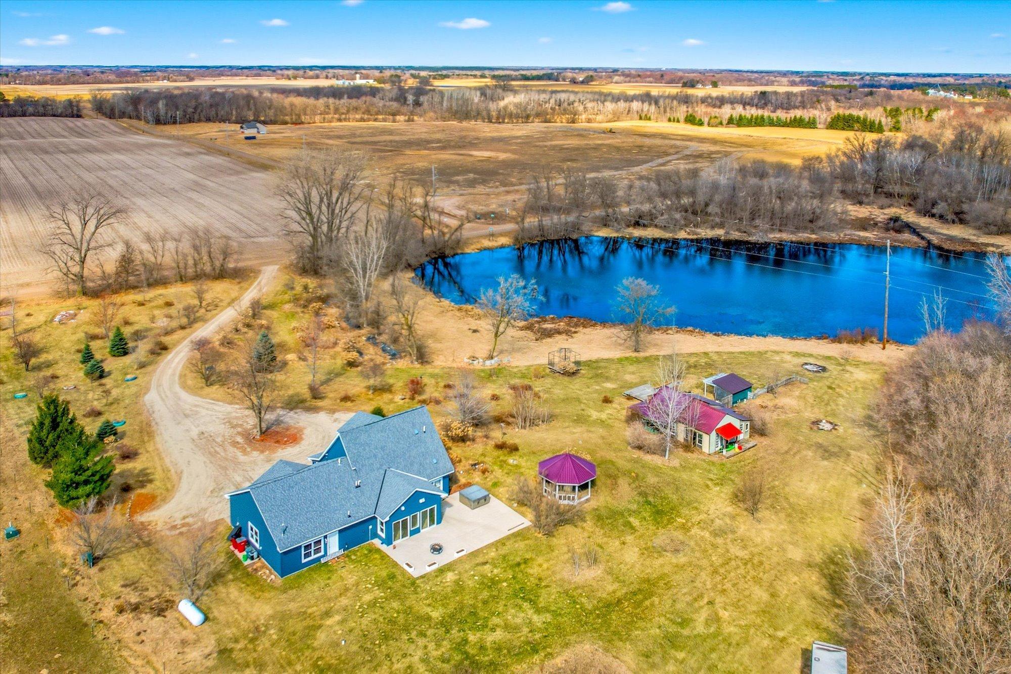 46461 Border Road Cambridge, MN 55008 - Photo 28 of 31
